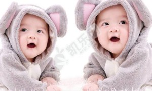 试管生双胞胎后悔了是为什么？