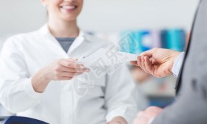 试管周期中打促排针出血还要继续吗？怎样快速缓解？